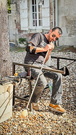 Atelier-mobile de démonstration souffleur de verre à Mouy - 2026